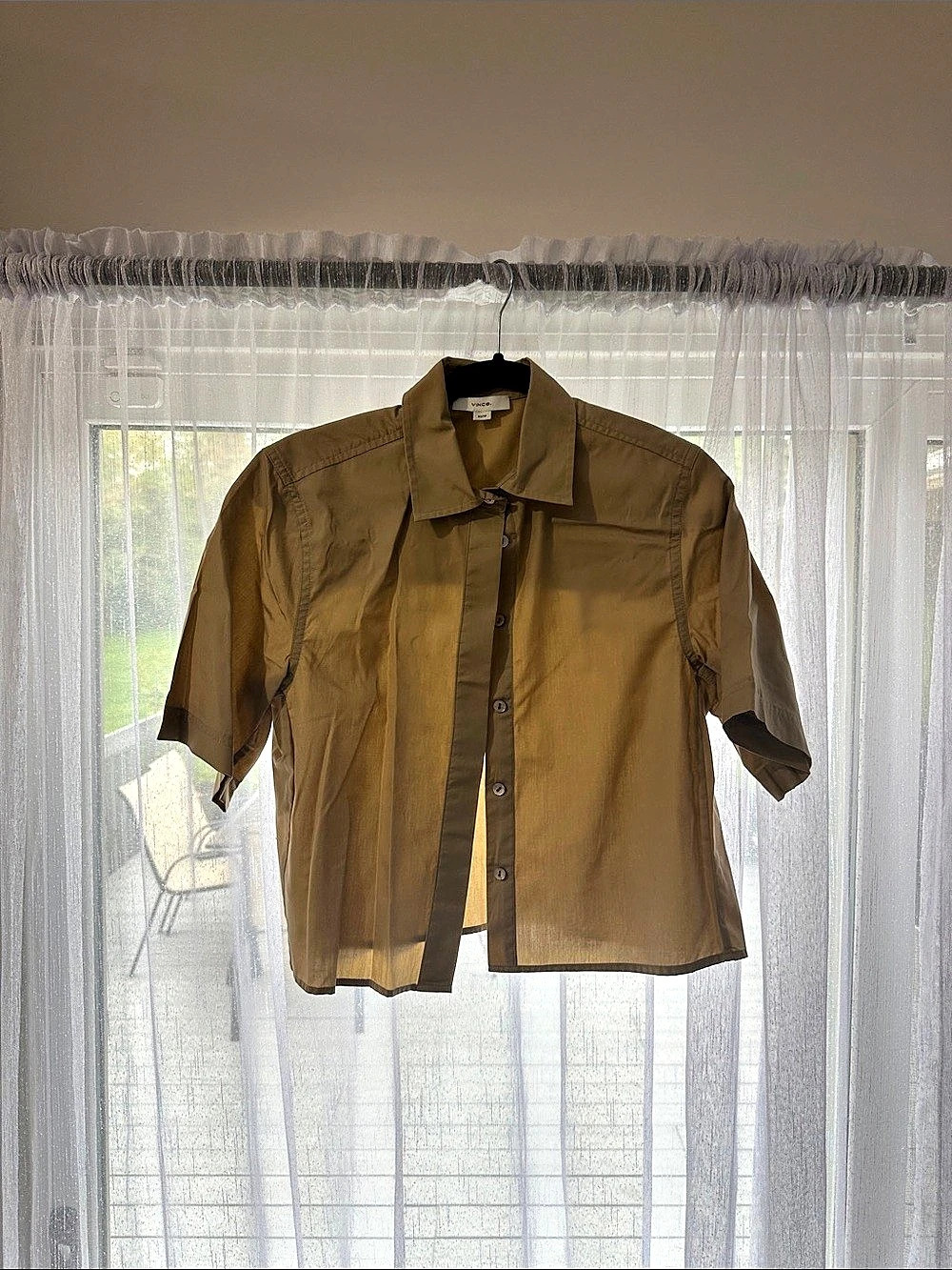 Vince. Short Sleeve Button Down in Brown Size XS Like New